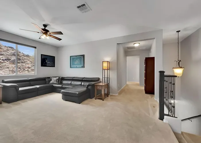 182nd Goodyear Holiday home Liberty