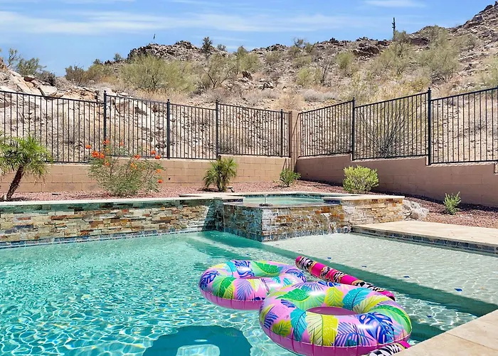 182nd Goodyear Holiday home *