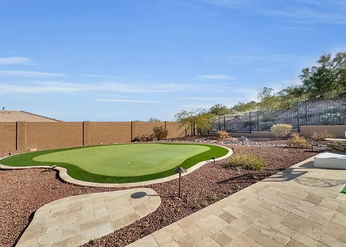182nd Goodyear Holiday home *